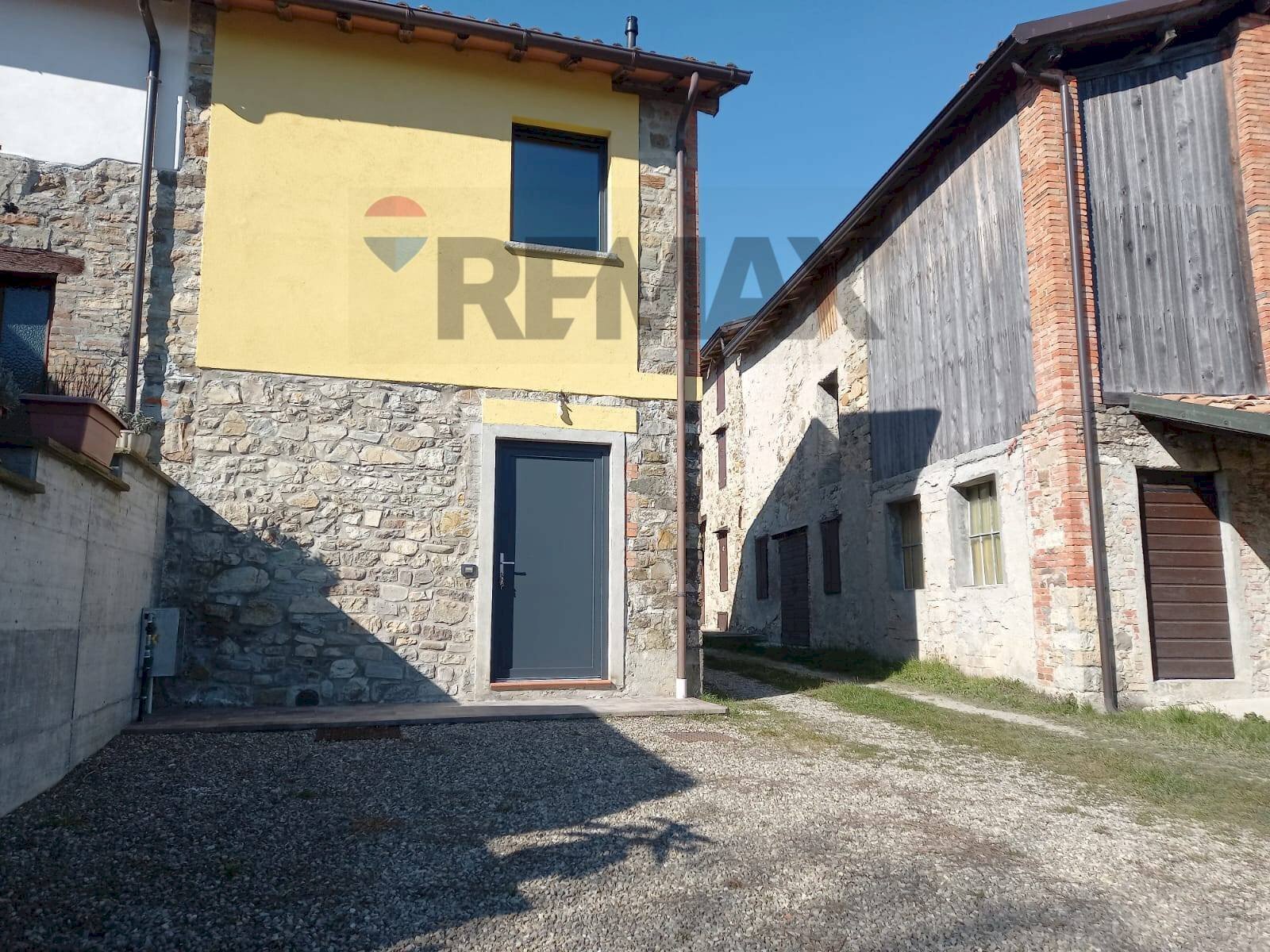 Casa all\'aperto - Casa semi indipendente STRADA LA VILLA
 
SNC, Neviano degli Arduini - foto 1