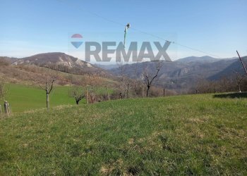 Vista delle montagne - Semi-detached house STRADA LA VILLA
SNC, Neviano degli Arduini - photo 2
