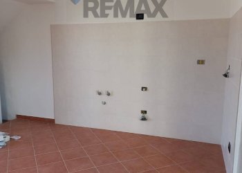 Stanza vuota - Semi-detached house STRADA LA VILLA
SNC, Neviano degli Arduini - photo 7