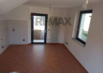 Stanza vuota - Semi-detached house STRADA LA VILLA
SNC, Neviano degli Arduini - photo 9
