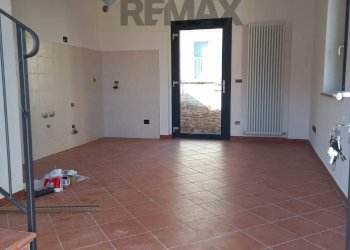 Stanza vuota - Semi-detached house STRADA LA VILLA
SNC, Neviano degli Arduini - photo 11