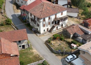 Casa all\'aperto - Semi-detached house STRADA BOSCHETTO
 
75, Albareto - photo 2
