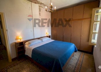 Camera / camera da letto - Semi-detached house STRADA BOSCHETTO
 
75, Albareto - photo 6