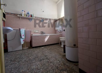 Bagno prima - Casa semi indipendente STRADA BOSCHETTO
 
75, Albareto - foto 11