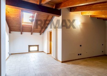 Stanza vuota - Villa Via Fontanone
 
8, Noceto - photo 17