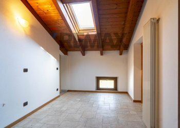 Stanza vuota - Villa Via Fontanone
 
8, Noceto - photo 19