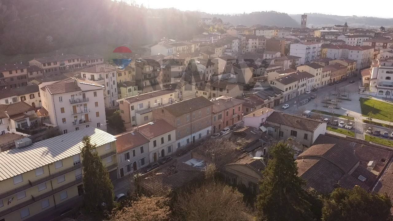 Edificio all\'aperto - Three-room apartment Via Senese
 
91, Poggibonsi - photo 1