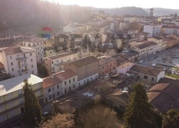 Edificio all\'aperto - Three-room apartment Via Senese
 
91, Poggibonsi - photo 1