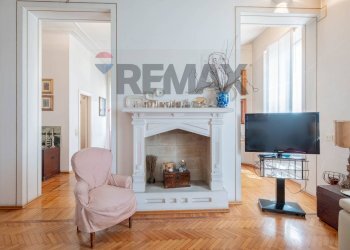 Soggiorno - Three-room apartment Via C. Travelli
 
1, Busto Arsizio - photo 3