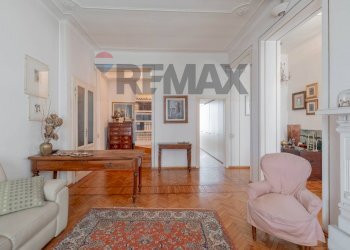Soggiorno - Three-room apartment Via C. Travelli
 
1, Busto Arsizio - photo 4