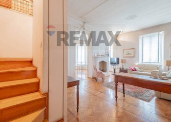 Soggiorno - Three-room apartment Via C. Travelli
 
1, Busto Arsizio - photo 6