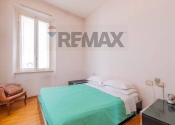 Camera / camera da letto - Three-room apartment Via C. Travelli
 
1, Busto Arsizio - photo 19