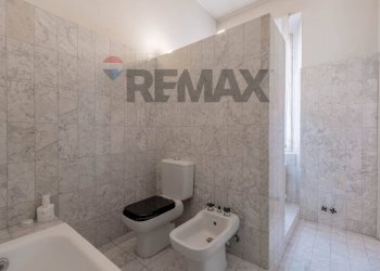 Bagno - Three-room apartment Via C. Travelli
 
1, Busto Arsizio - photo 25