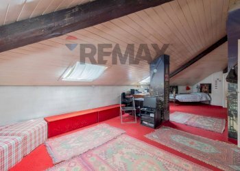 Camera / camera da letto - Three-room apartment Via C. Travelli
 
1, Busto Arsizio - photo 29