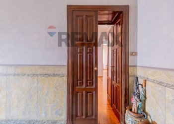 Hall / corridoio - Three-room apartment Via C. Travelli
 
1, Busto Arsizio - photo 39