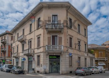 Edificio all\'aperto - Three-room apartment Via C. Travelli
 
1, Busto Arsizio - photo 47