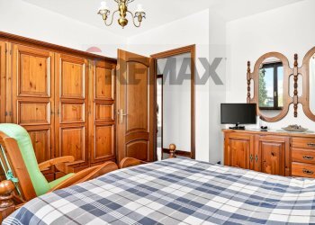 Camera / camera da letto - Three-room apartment VIA MATTEOTTI
61, Gorla Minore - photo 10