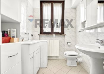 Bagno - Three-room apartment VIA MATTEOTTI
61, Gorla Minore - photo 15