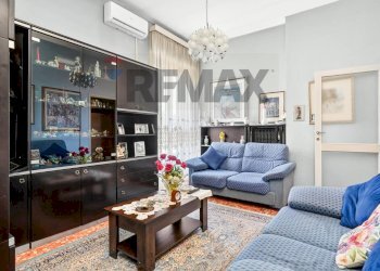 Soggiorno - Three-room apartment via massari
 
3, Busto Arsizio - photo 1