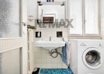 Lavanderia - Three-room apartment via massari
 
3, Busto Arsizio - photo 12