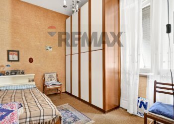 Camera / camera da letto - Three-room apartment via massari
 
3, Busto Arsizio - photo 15