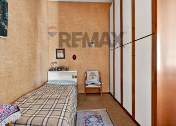 Camera / camera da letto - Three-room apartment via massari
 
3, Busto Arsizio - photo 16