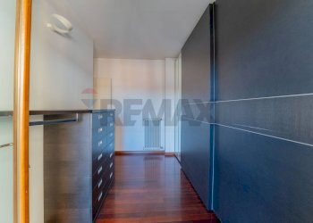 Hall / corridoio - Trilocale VIA PONCHIELLI
 
6, Busto Arsizio - foto 29