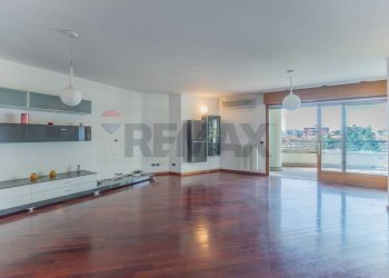 Stanza vuota - Trilocale VIA PONCHIELLI
 
6, Busto Arsizio - foto 35