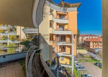 Edificio all\'aperto - Trilocale VIA PONCHIELLI
 
6, Busto Arsizio - foto 38