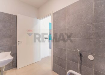 Bagno - Negozio VIA BOCCACCIO
48, Busto Arsizio - foto 13