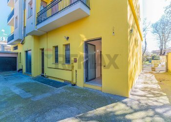 Terrazza - Negozio VIA BOCCACCIO
48, Busto Arsizio - foto 15