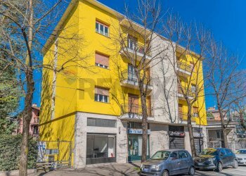 Edificio all\'aperto - Negozio VIA BOCCACCIO
48, Busto Arsizio - foto 21