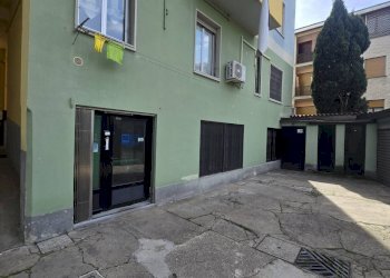 Foto 1 - Negozio Via Francesco Rismondo
29, Milano - foto 1