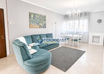 Soggiorno - Four-room apartment Viale Monzoni, Carrara - photo 4