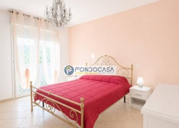 Camera - Four-room apartment Viale Monzoni, Carrara - photo 12
