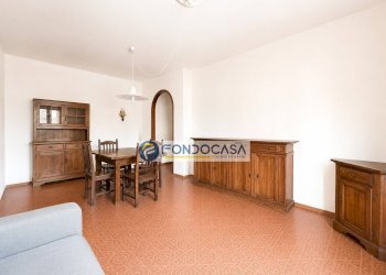 salotto - Trilocale Via Pisa
 
22, Massa - foto 8