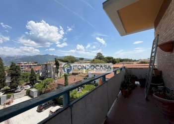 balcone - Trilocale Via Pisa
 
22, Massa - foto 18
