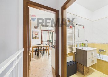 Hall / corridoio - Villa a Schiera Via Silvio Serra
87, Roma - foto 12