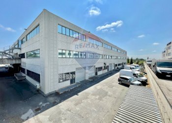 Edificio all\'aperto - Ufficio Via degli Olmetti
46, Formello - foto 1