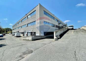Edificio all\'aperto - Ufficio Via degli Olmetti
46, Formello - foto 2
