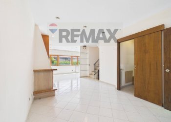 Stanza vuota - Casa semi indipendente Via monte razzano
62, Campagnano di Roma - foto 9