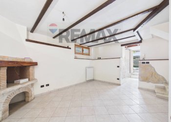 Soggiorno - Casa semi indipendente Via monte razzano
62, Campagnano di Roma - foto 11
