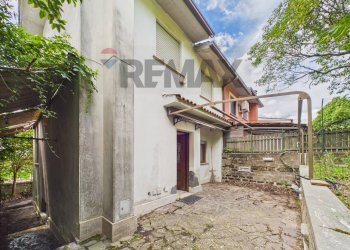 Casa all\'aperto - Casa semi indipendente Via monte razzano
62, Campagnano di Roma - foto 24