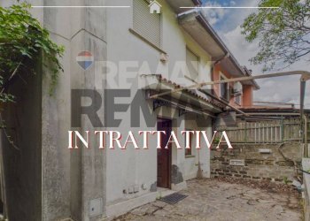 Casa all\'aperto - Casa semi indipendente Via monte razzano
 
62, Campagnano di Roma - foto 1