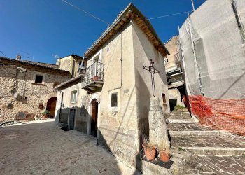 Foto 1 - Semi-detached house Via Colle Aprico
 
2, Caporciano - photo 1
