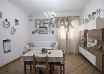 Sala da pranzo - Quadrilocale Via Quintino Sella
 
23, Trapani - foto 1