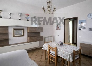 Sala da pranzo - Quadrilocale Via Quintino Sella
 
23, Trapani - foto 8