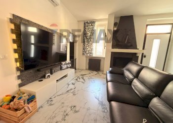 Soggiorno - Semi-detached house via dei mille
 
12/18, Lacchiarella - photo 6