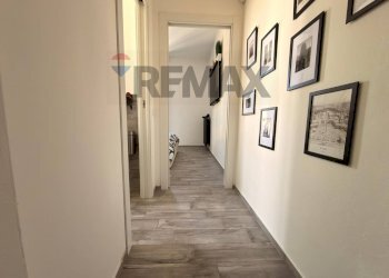 Hall / corridoio - Semi-detached house via dei mille
 
12/18, Lacchiarella - photo 22