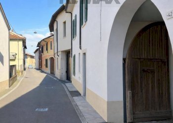 Edificio all\'aperto - Casa indipendente via mazzini
 
42, Castiglione d'Adda - foto 2